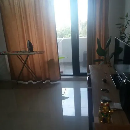 Inchiriez Apartament 2 Lägenhet Năvodari